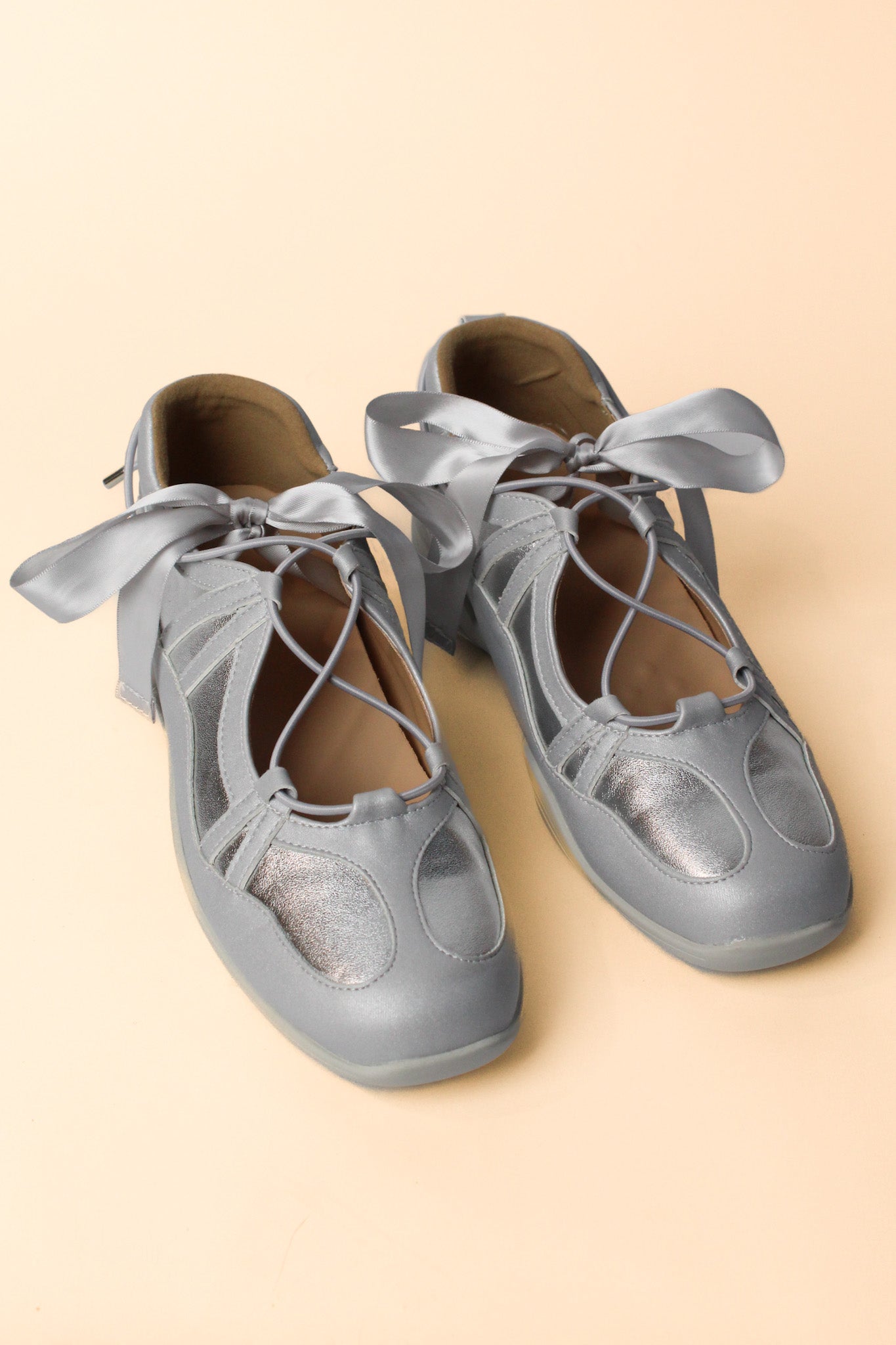 Bella Sneaker